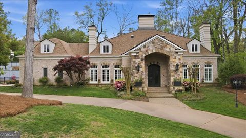 890 Marseilles DR Sandy Springs GA 30327