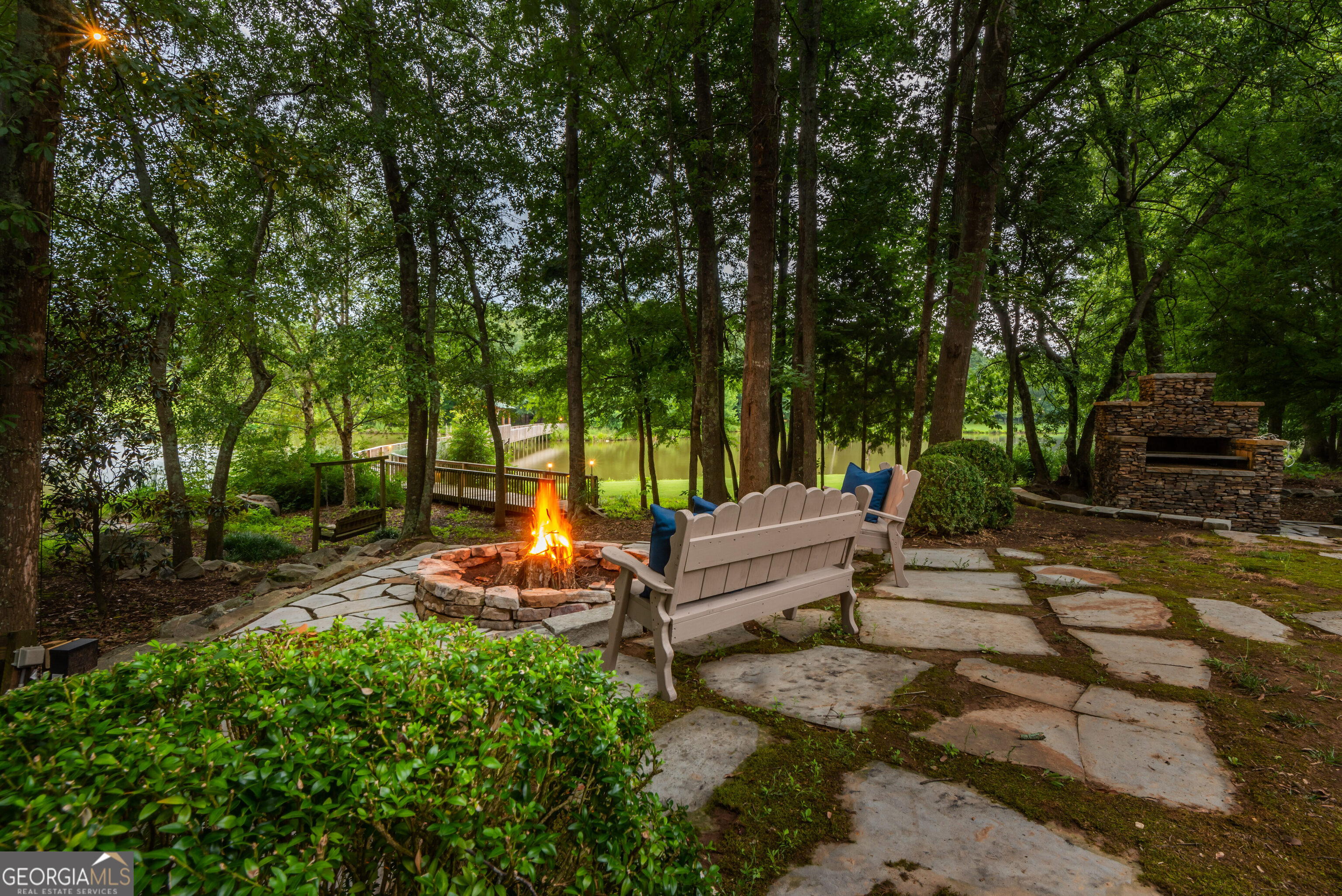 565 Owens Gin RD NE
