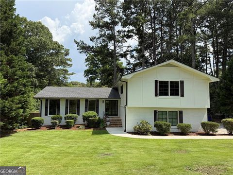 Photo of 1813 Mount Vernon Road, Atlanta, GA 30338 (MLS # 10800267)