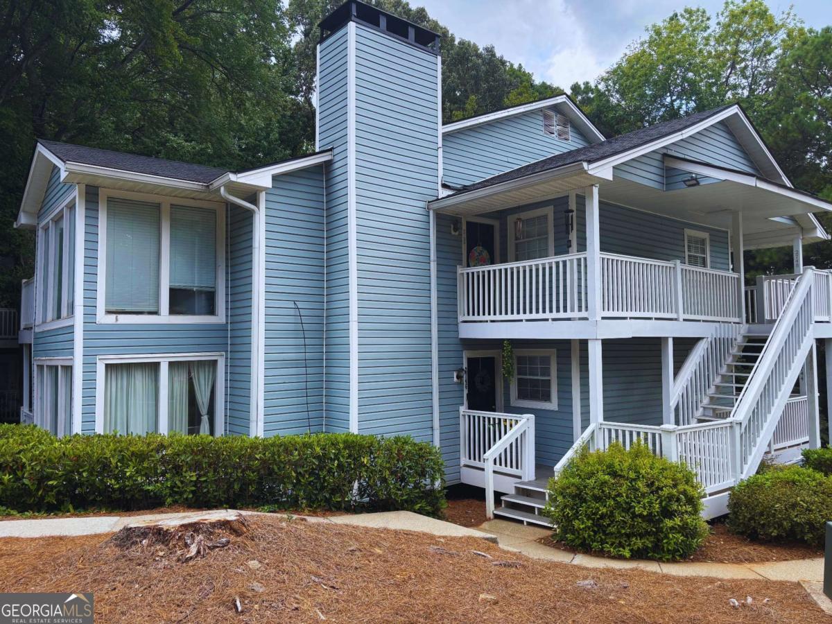 Seize the opportunity to own a stunning, move-in-ready condo in the heart of Marietta, GA, just minutes from The Battery and Truist Stadium! This recently renovated, in-level corner unit dazzles with an open-concept floorplan, featuring sleek white cabinets, stainless steel appliances, luxury vinyl flooring, and a stylish wet bar with granite countertops matching the kitchen. Bask in natural light in the bright sunroom, perfect for a home office, or retreat to the oversized master suite with an ensuite bath and walk-in closet, complemented by a second bedroom with its own walk-in closet. Entertain in the spacious dining area, relax on the private covered side patio, and enjoy the vibrant, wooded community with walking trails, a sparkling pool, and an active HOA. With unbeatable access to I-285/I-75, East Cobb Schools, premier shopping, dining, and entertainment, this Marietta gem is calling your name-schedule a tour today!