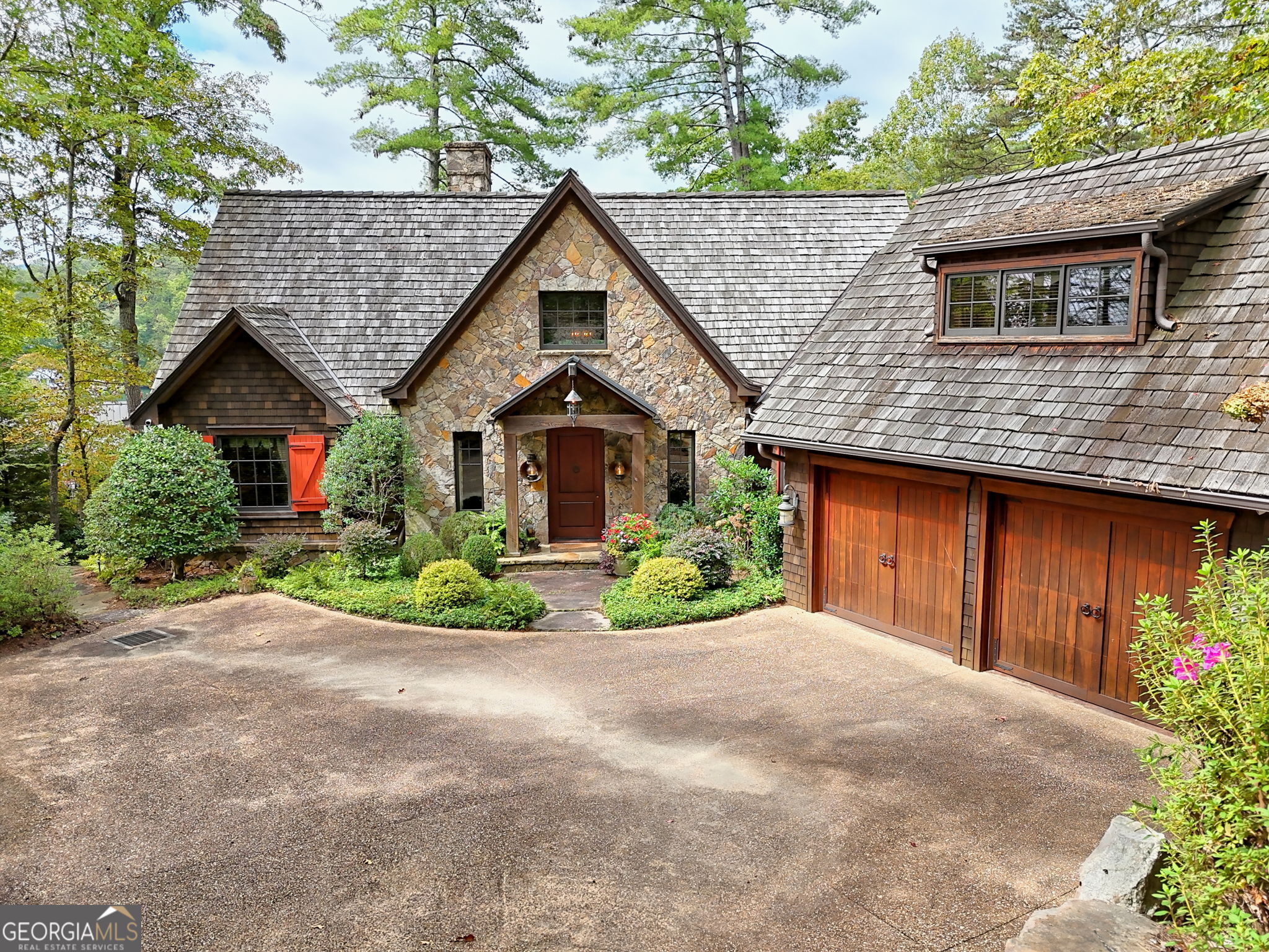 Clayton, Georgia 30525, United States, 5 Bedrooms Bedrooms, ,5 BathroomsBathrooms,Residential,Active,225301