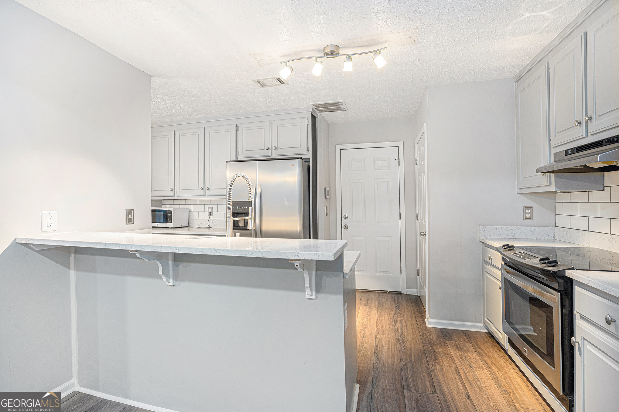 Brocket Walk - Residential