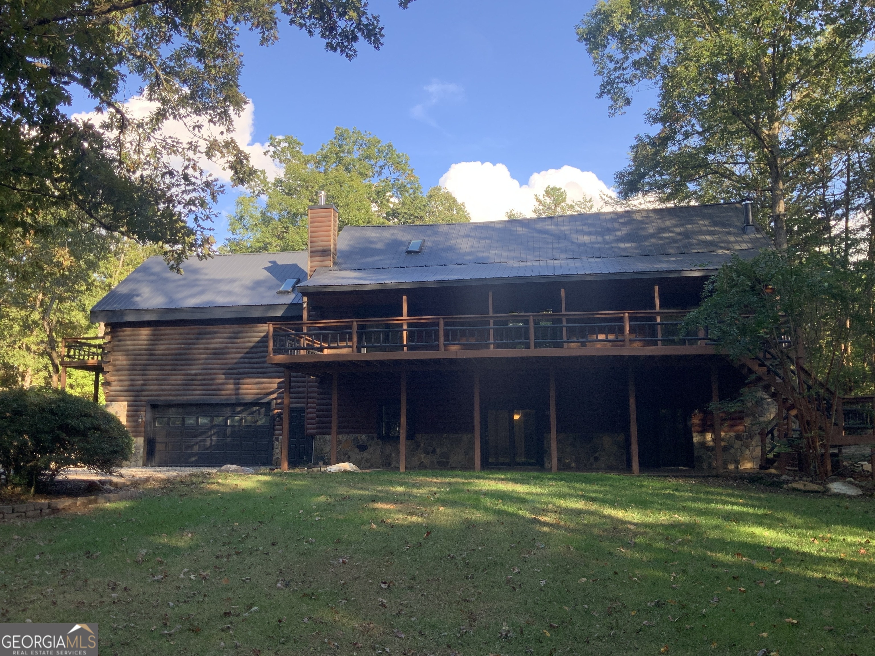 11 FOXFIRE RD