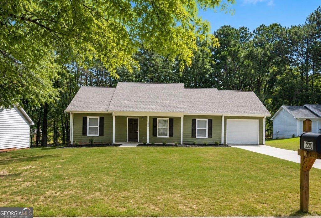 Photo of 1220 Claywill Circle, Monroe, GA 30655 (MLS # 10832393)