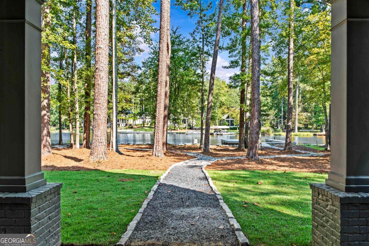 1281 Snug Harbor DR