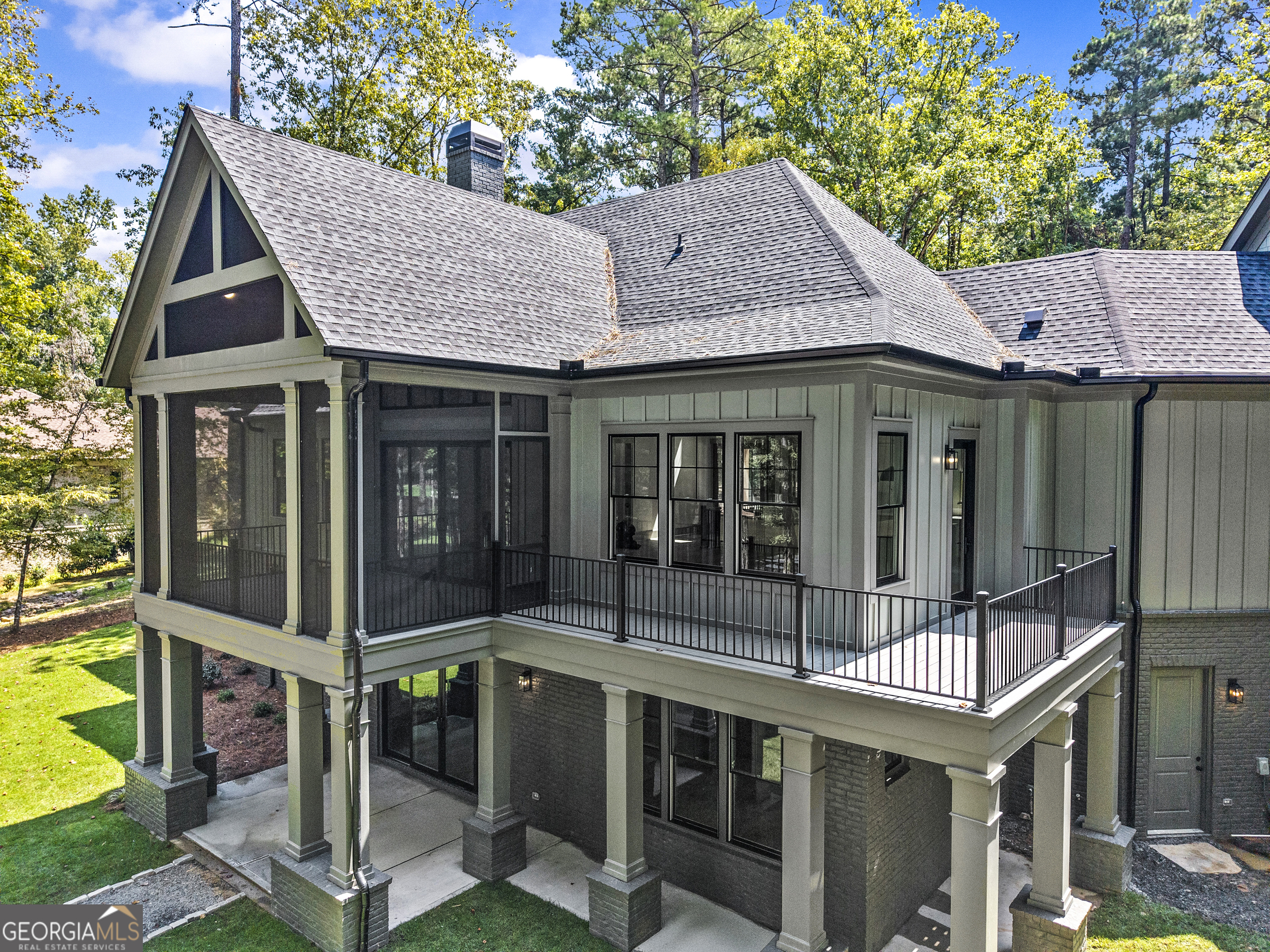 1281 Snug Harbor DR