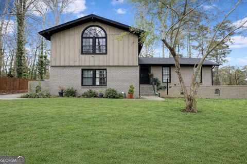 957 Rowland RD Stone Mountain GA 30083