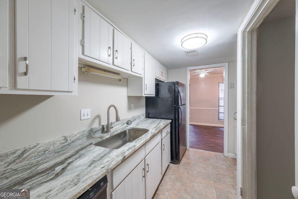 Photo of 6424 Woodstone Way, Morrow, GA 30260 (MLS # 10691545)