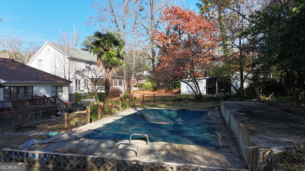Photo of 495 Pensdale Road, Decatur, GA 30030 (MLS # 10766085)