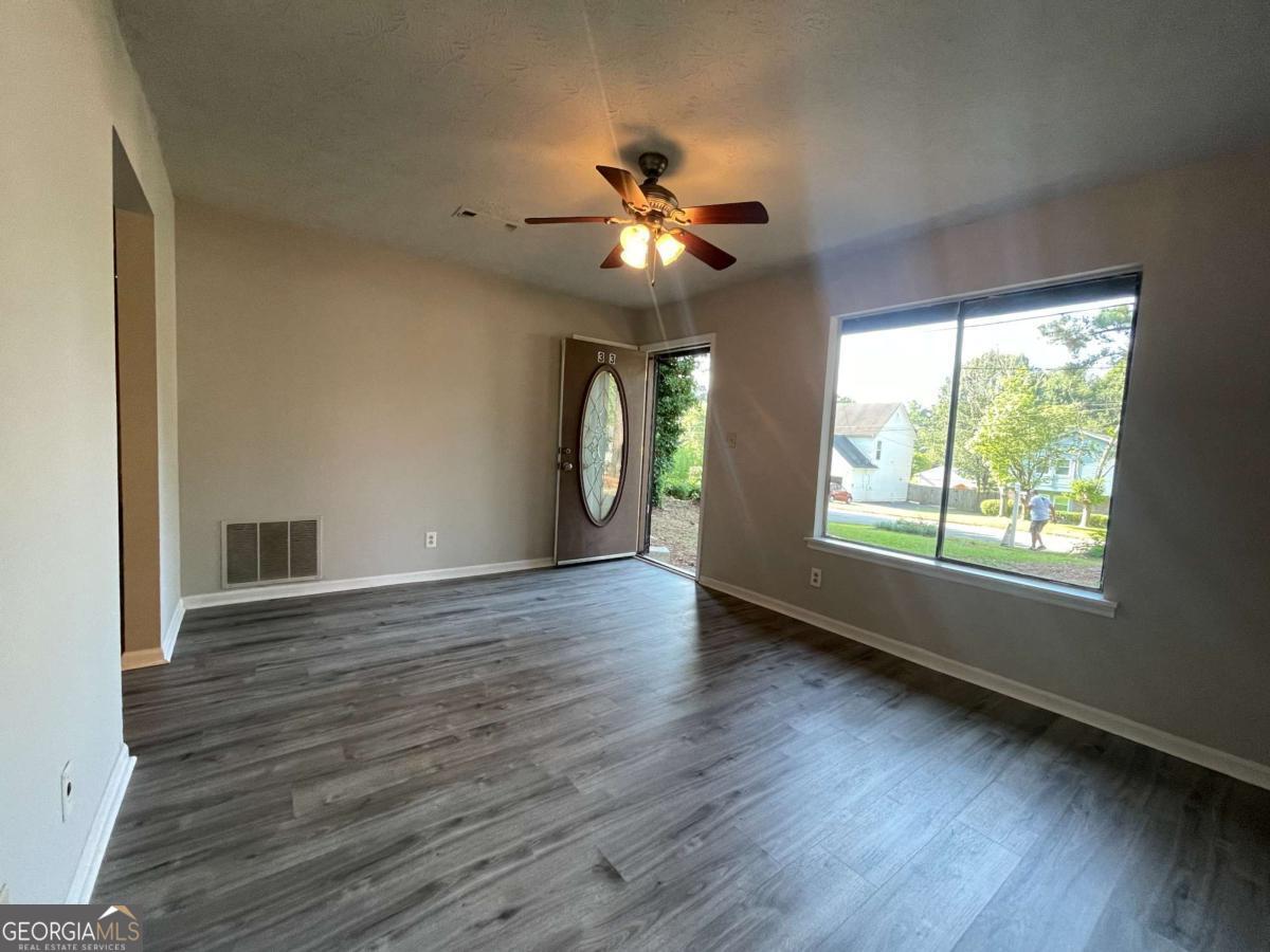 33 Drew CT