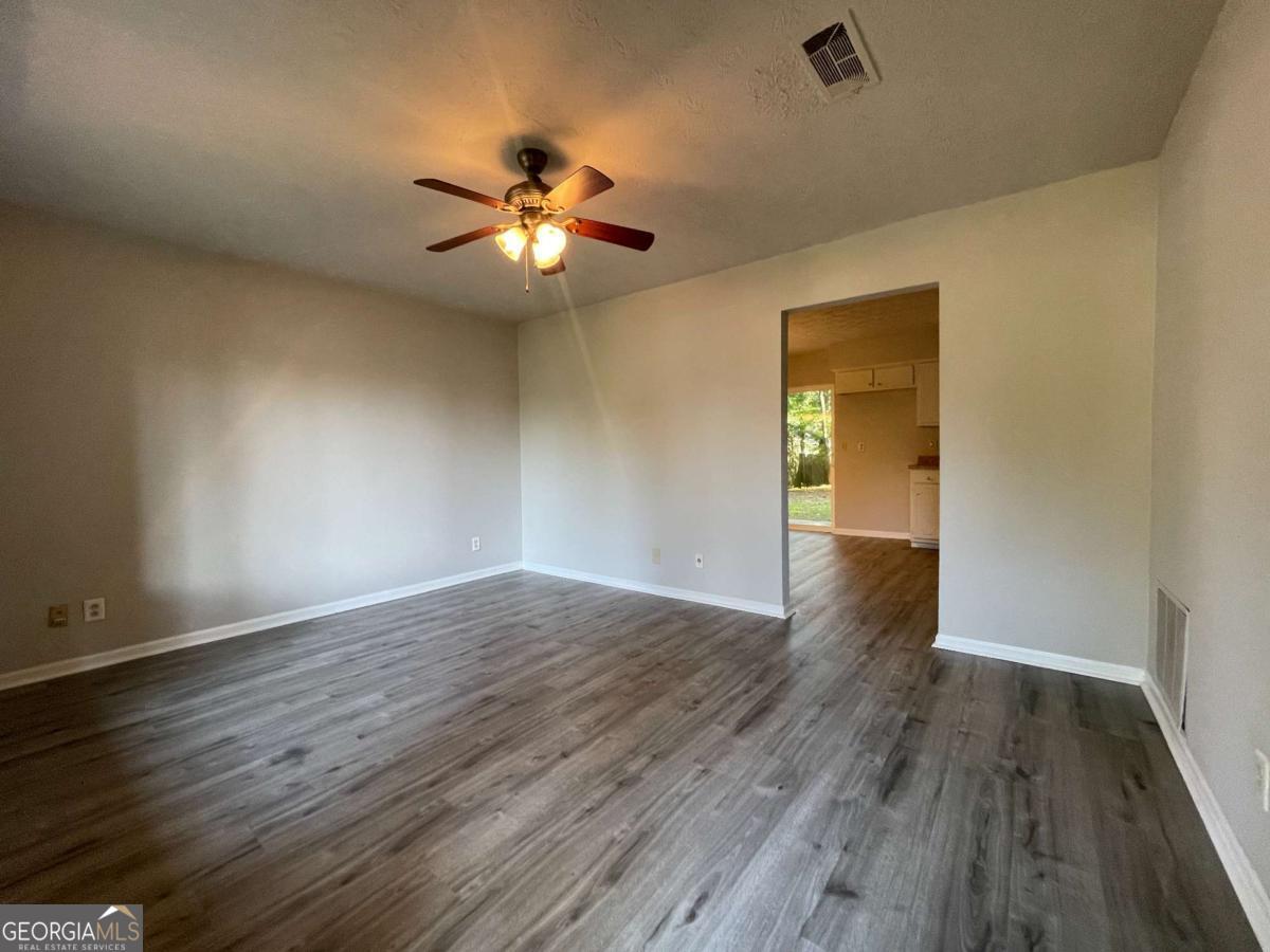 33 Drew CT