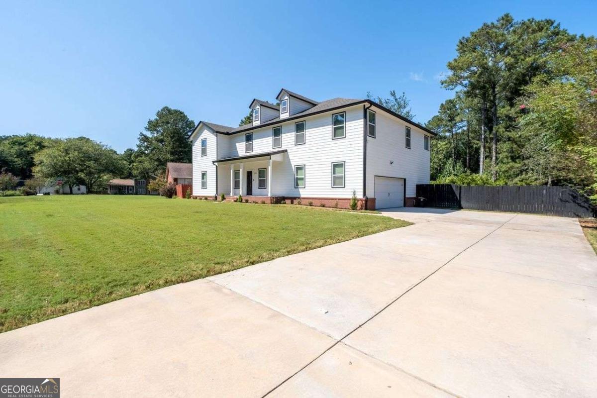 529 WESTMINSTER LN
