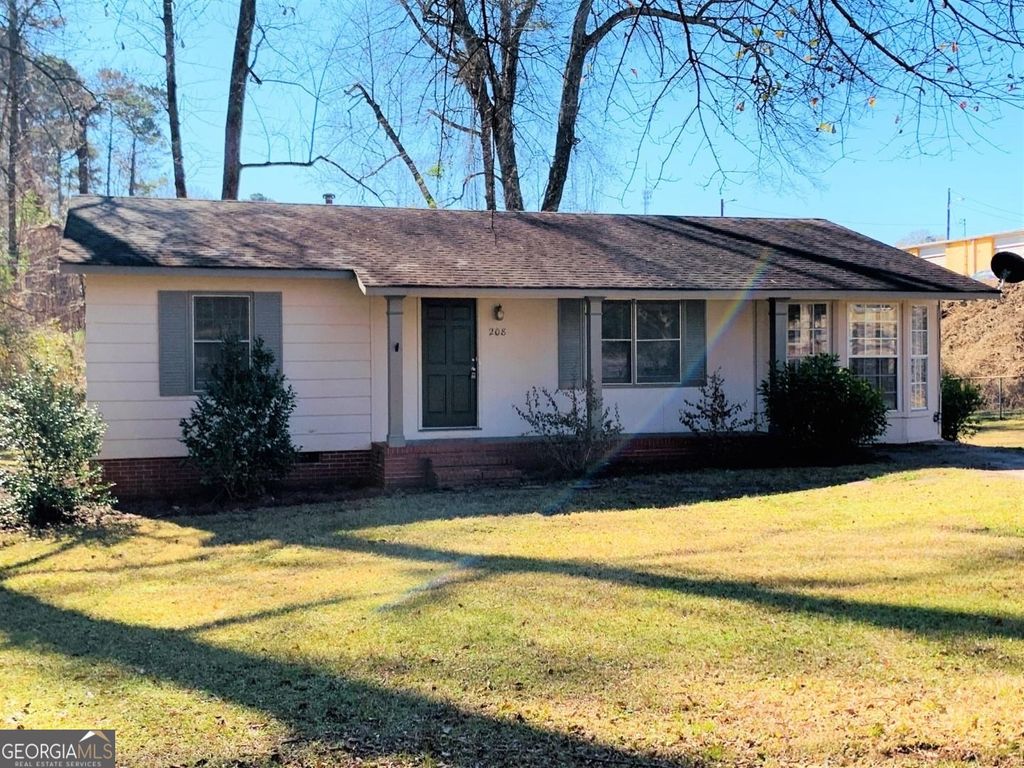 Photo of 208 Laurel Lane, Lagrange, GA 30241 (MLS # 10686151)