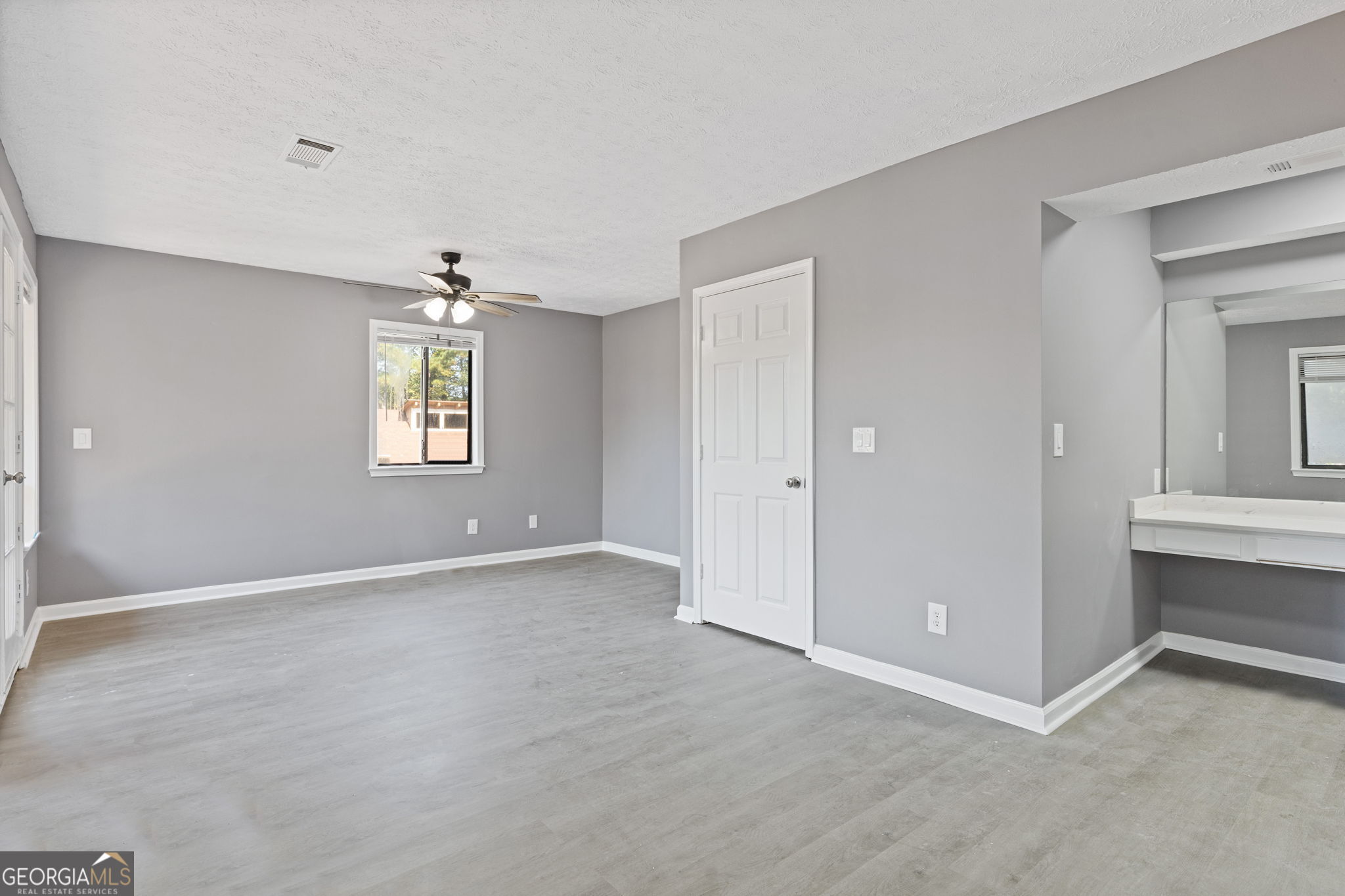 Spinnaker Cove - Residential