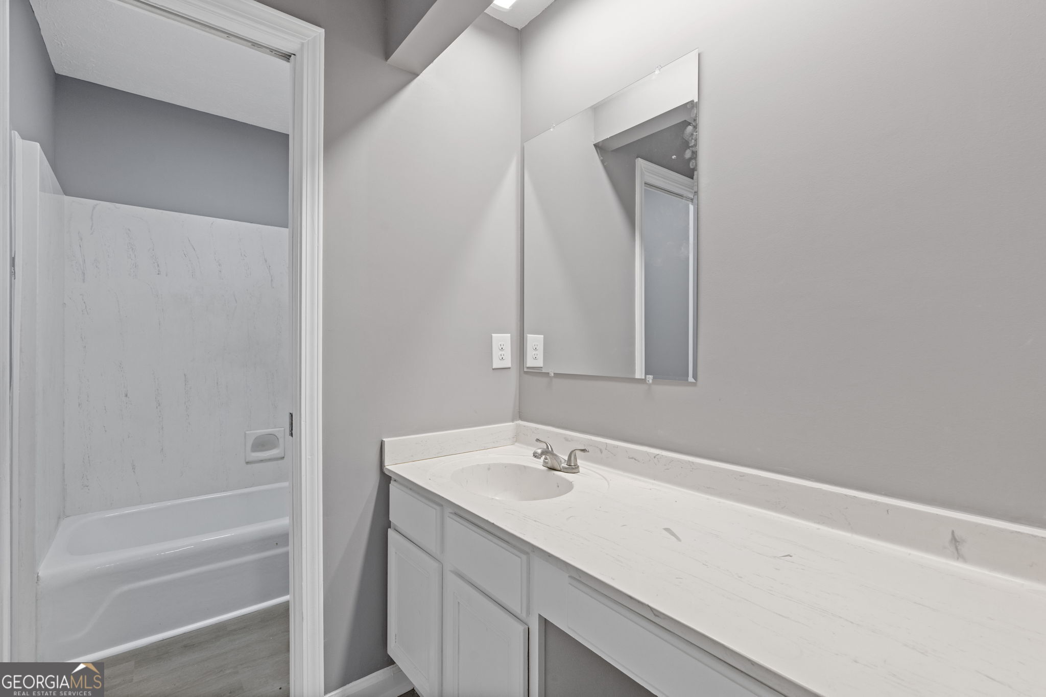 Spinnaker Cove - Residential