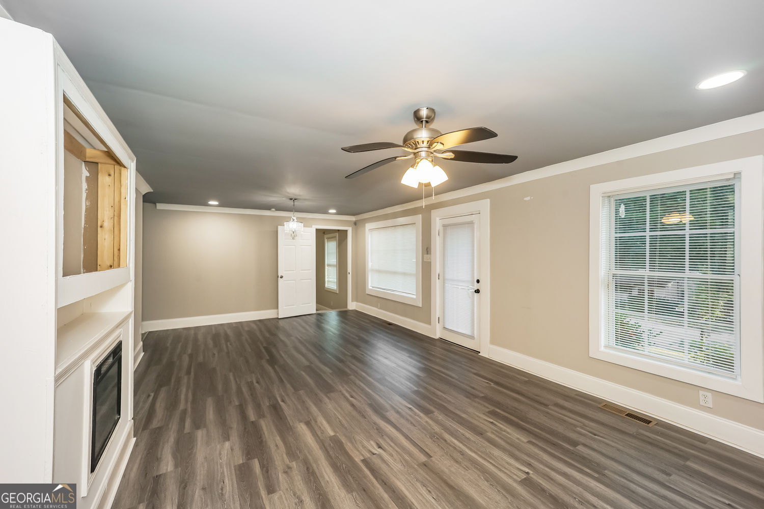 766 Cascade DR