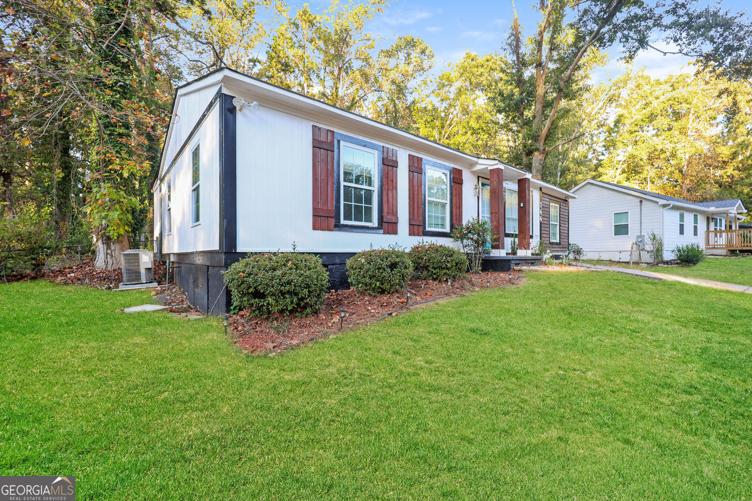766 Cascade DR
