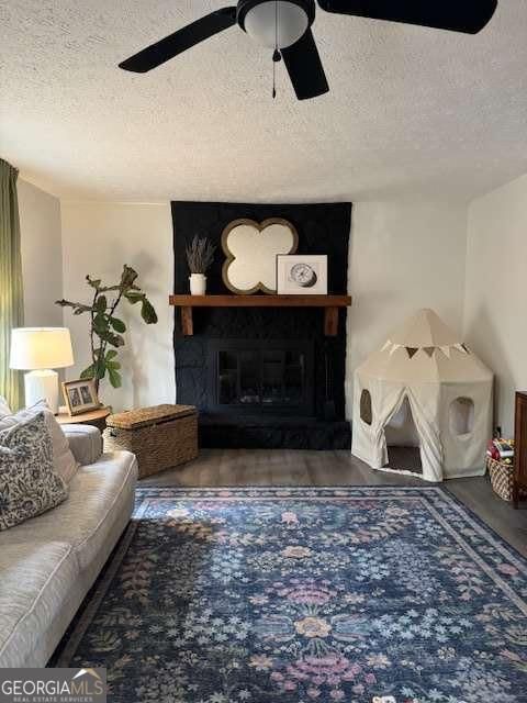 410 Riverlake CT Woodstock GA 30188