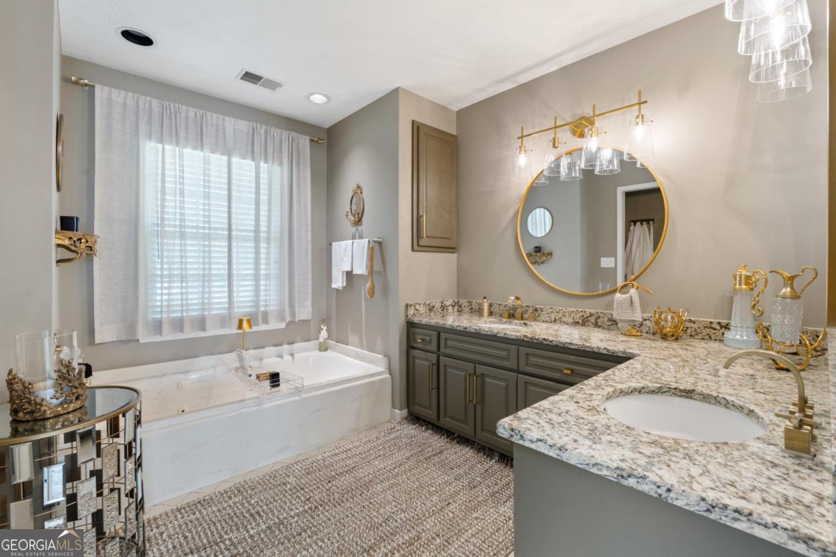 2661 Willow Green DR