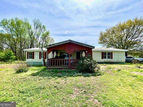 1546 Bob Mann RD Maysville GA 30558