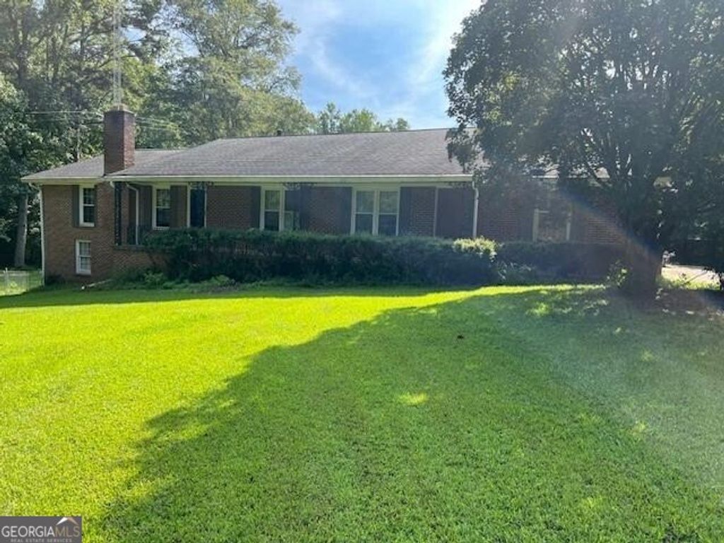 Photo of 3415 Lake Carlton Road, Loganville, GA 30052 (MLS # 10667184)
