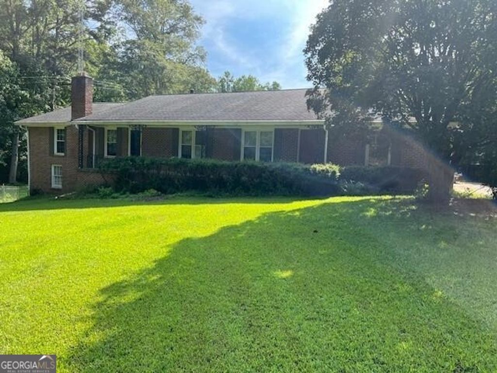 Photo of 3415 Lake Carlton Road, Loganville, GA 30052 (MLS # 10667184)