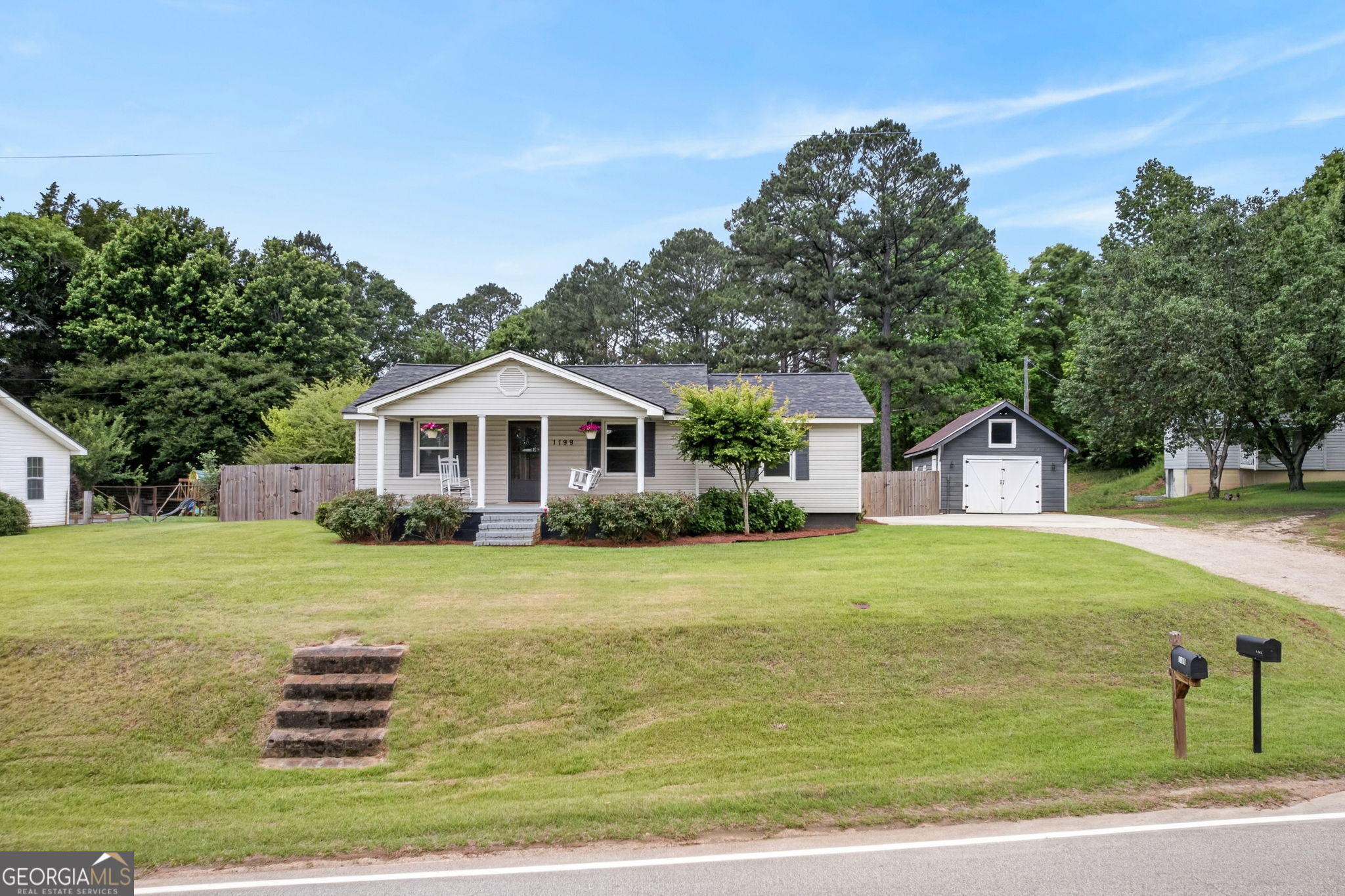 1199 Youngs Mill RD