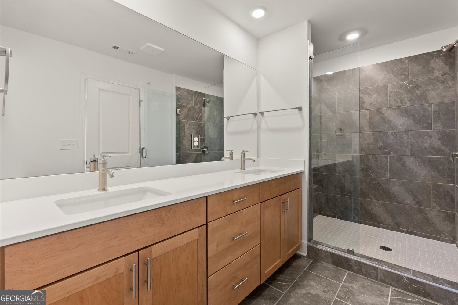 Forrest Crossing - Residential Lease