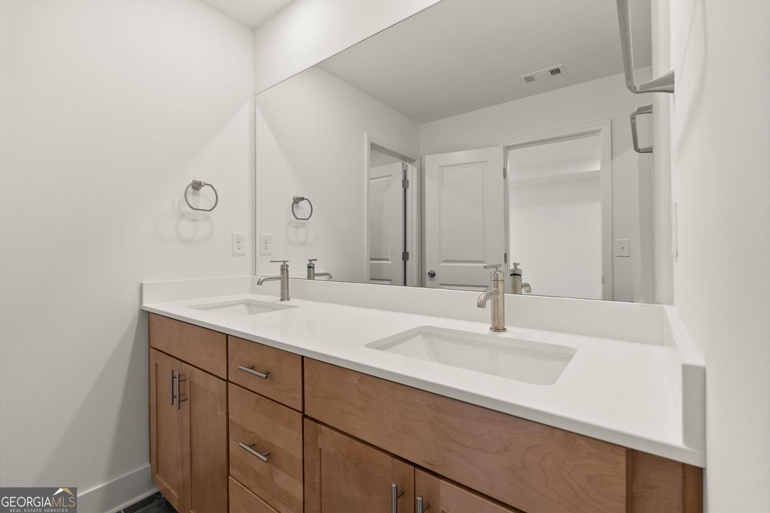 Forrest Crossing - Residential Lease