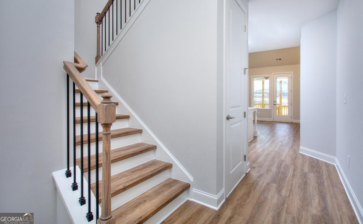 161 Applewood WAY