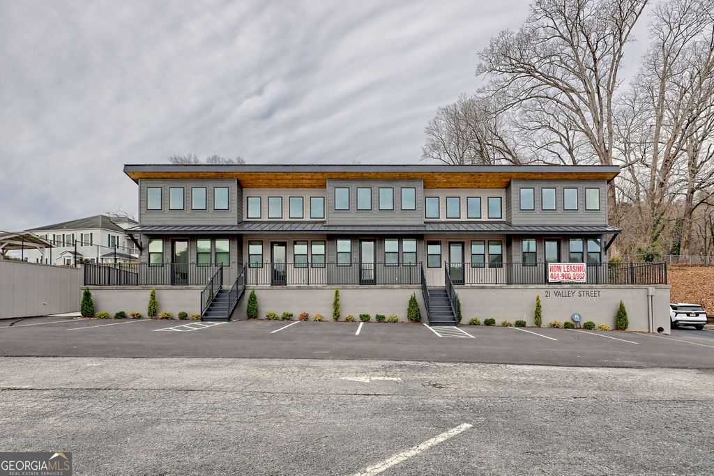 Photo of 21 Valley Street #5, Clayton, GA 30525 (MLS # 10733532)