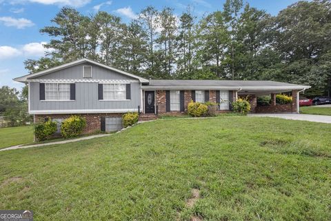 135 Melanie CT Atlanta GA 30349