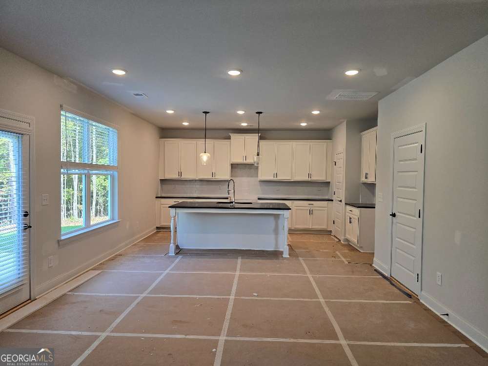21 Cooper DR 50