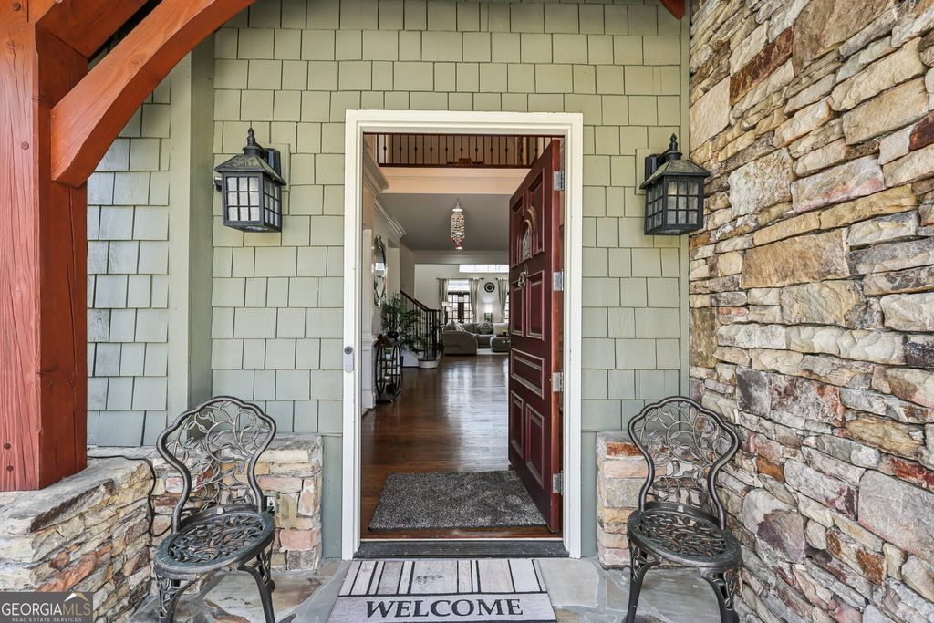 Photo of 10470 Stanyan Street, Alpharetta, GA 30022 (MLS # 10740571)