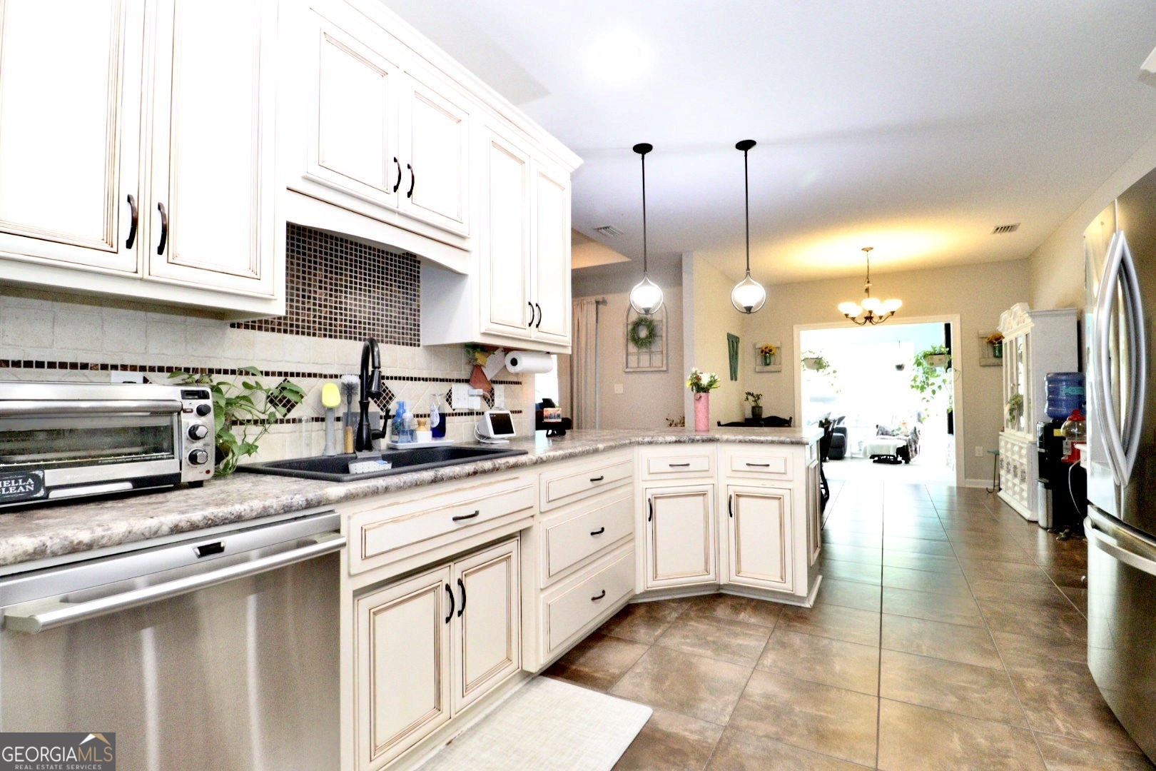 3342 Norton PL