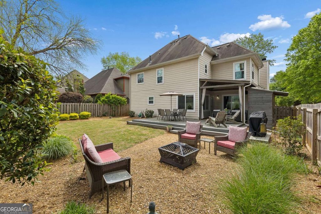 Photo of 2740 Royal Bluff, Decatur, GA 30030 (MLS # 10727111)