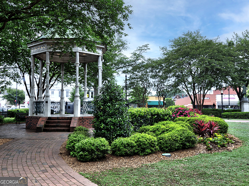 Inglenook Walk - Land