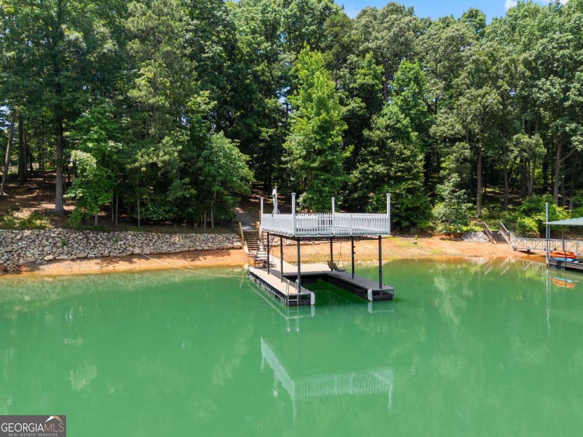 6277 Lakeview DR