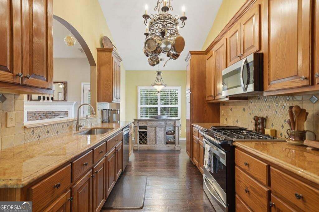 2085 Habersham Marina RD