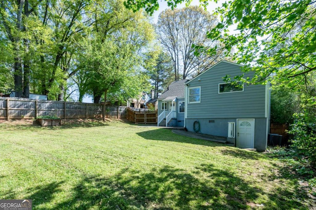 Photo of 3265 N Fulton Avenue, Atlanta, GA 30354 (MLS # 10737631)