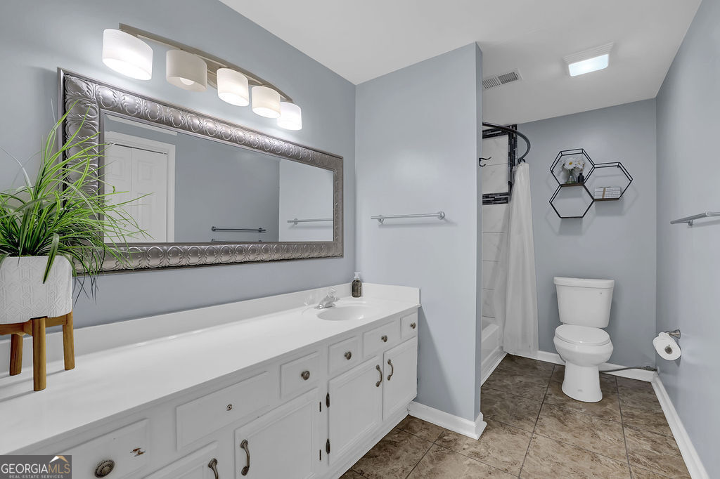 PINEHURST AT RIV COL - Residential