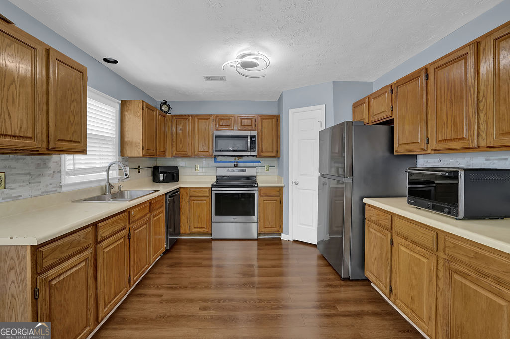 PINEHURST AT RIV COL - Residential