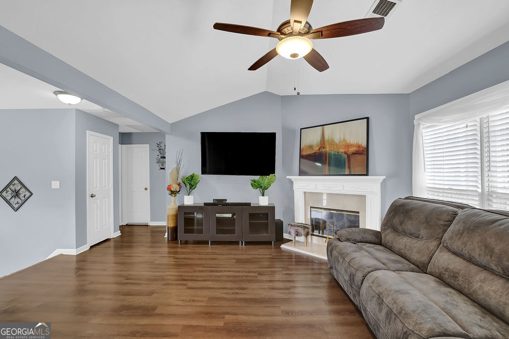 PINEHURST AT RIV COL - Residential