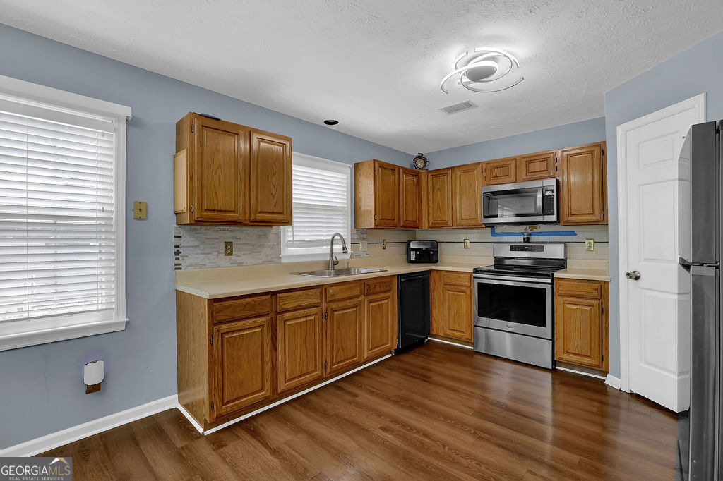 PINEHURST AT RIV COL - Residential