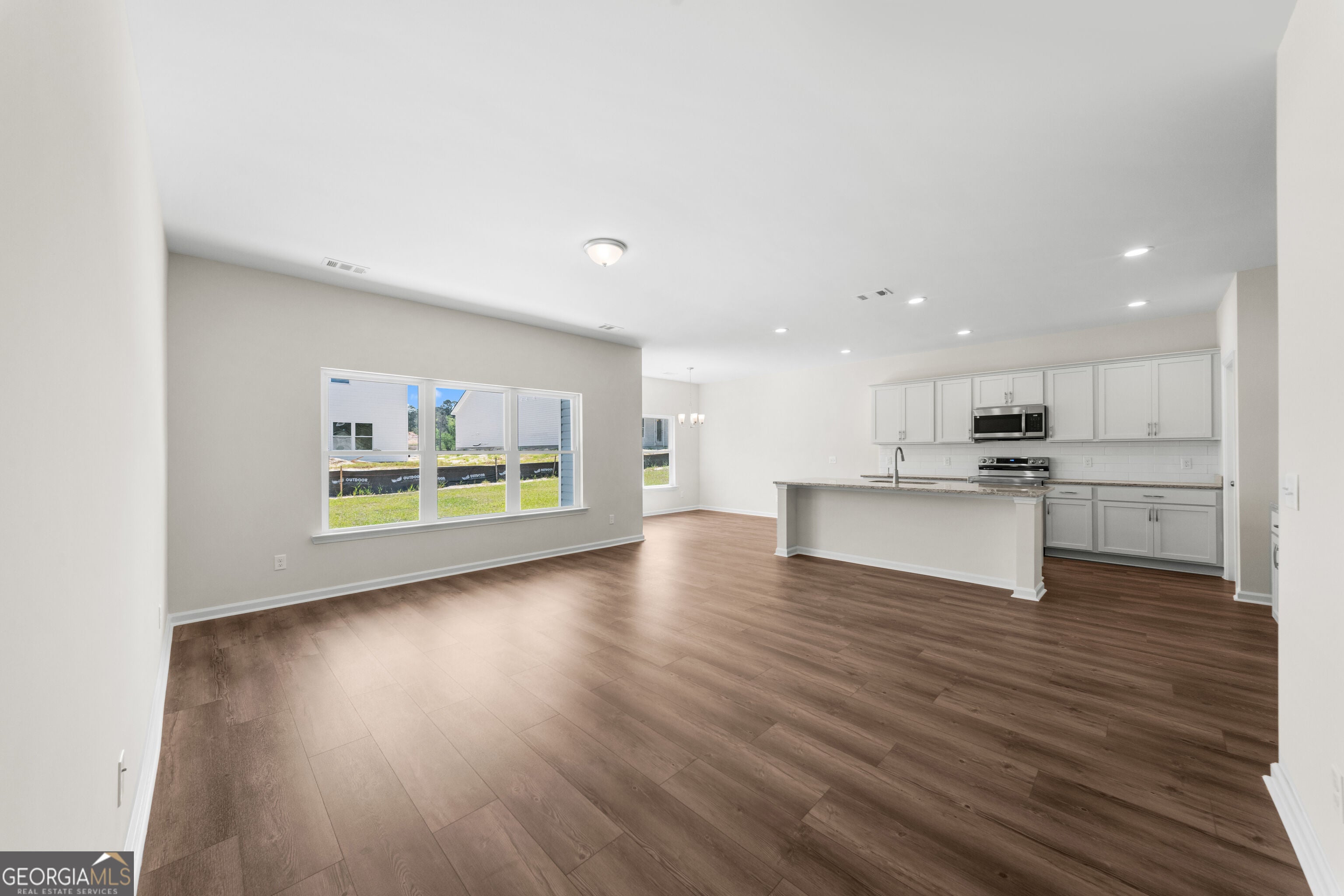 113 Lakeview Pines WAY