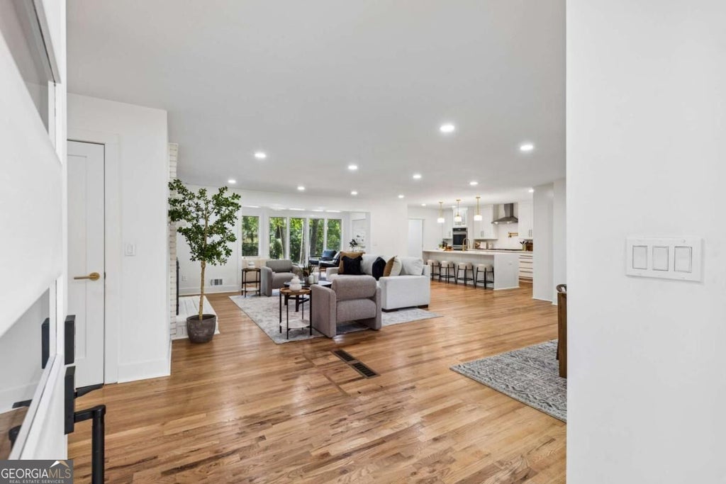 Photo of 1896 Fisher Trail NE, Atlanta, GA 30345 (MLS # 10848072)