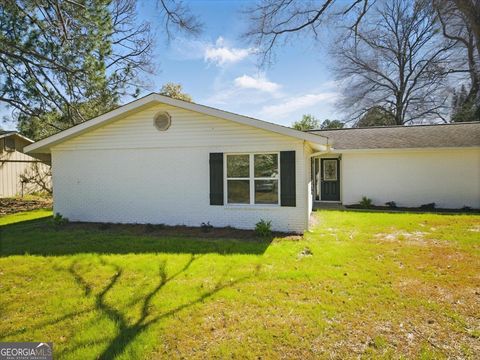 A home in Warner Robins