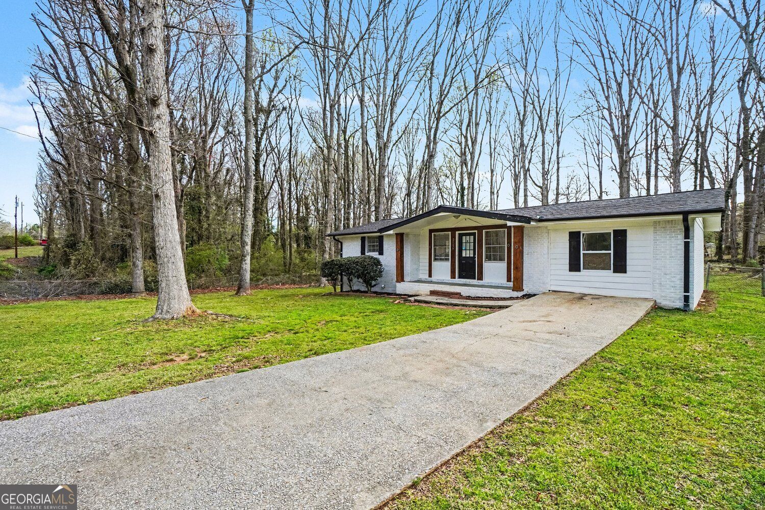 2116 Terry LN