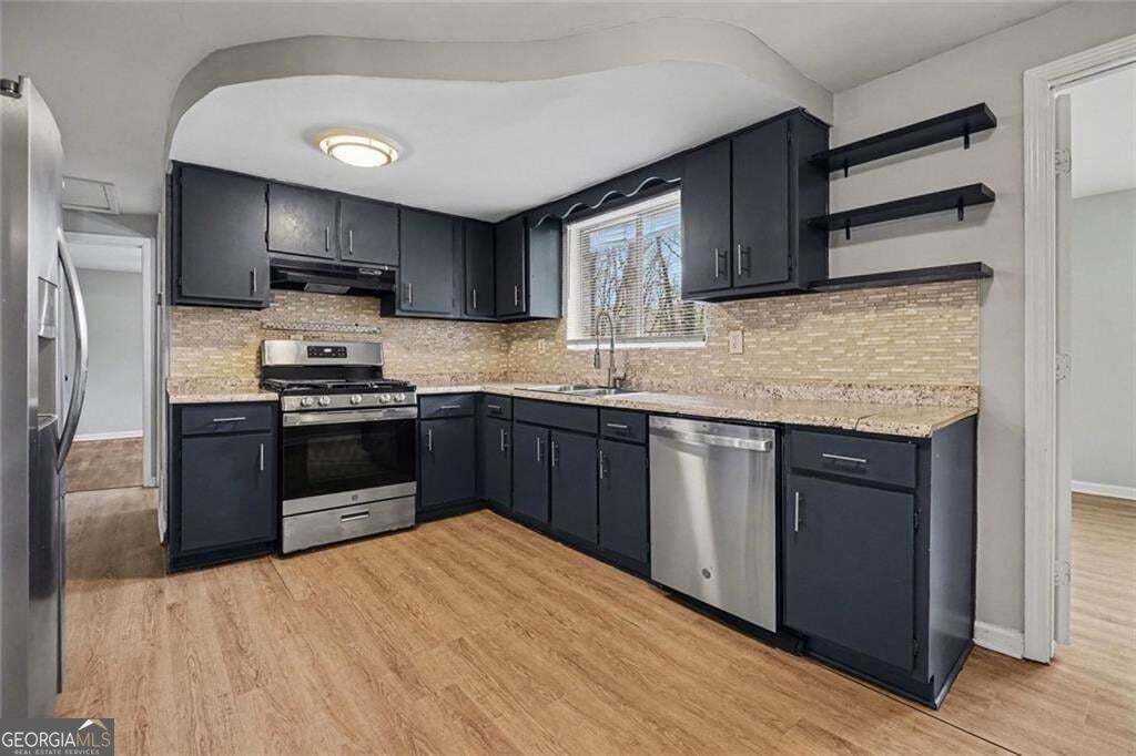 2116 Terry LN