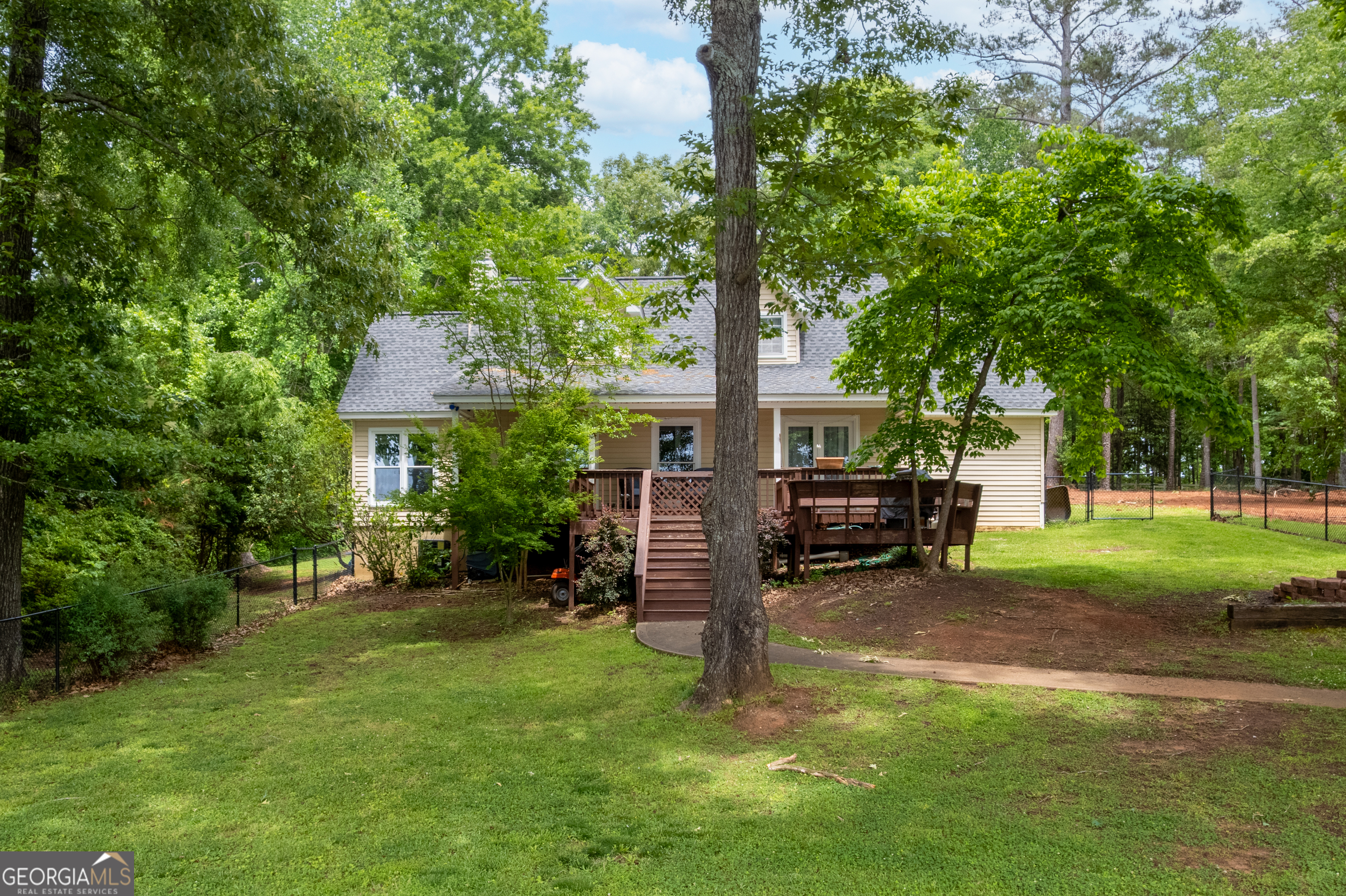 142 Tanglewood CT